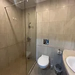 Wavehaven At South Bay Apartment Warna