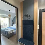 Wavehaven At South Bay Apartment