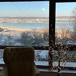 Wavehaven At South Bay Apartment *