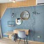 Wavehaven At South Bay Warna