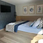 Apartment Wavehaven At South Bay