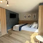 Wavehaven At South Bay