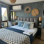 Wavehaven At South Bay * Warna