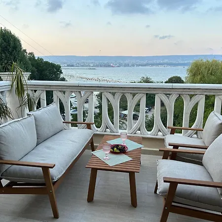 Wavehaven At South Bay Lägenhet