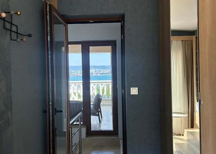 Wavehaven At South Bay 瓦爾納