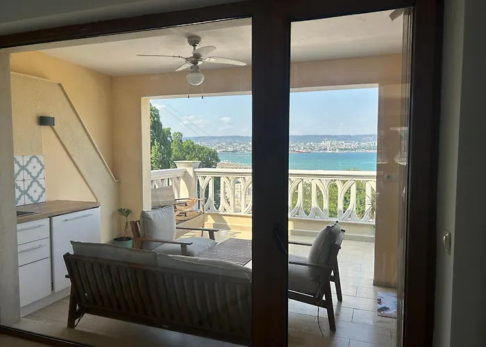 Wavehaven At South Bay Apartment *