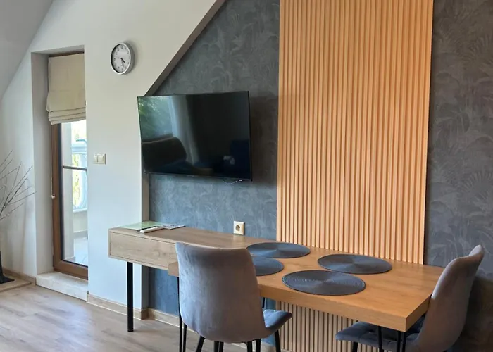 Wavehaven At South Bay Apartment