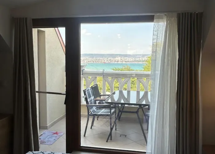 Apartment Wavehaven At South Bay